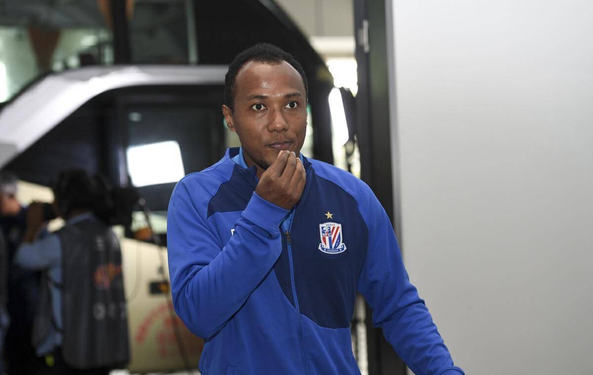 快船队科怀伦纳德迈出新一步