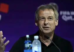 柏林联队迎来新任主教练的首场比赛是什么